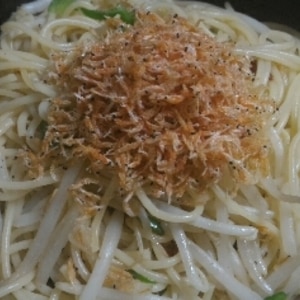 フライパンで茹でて炒めて簡単！干しエビのパスタ